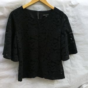 *BANANA REPUBLIC* Lace bell sleeve top